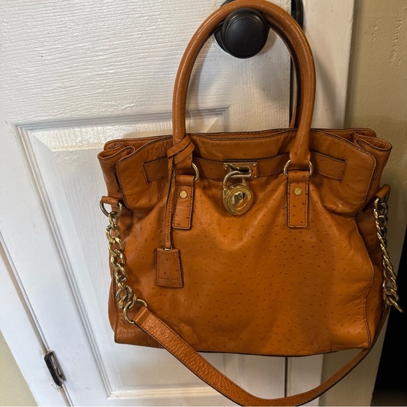 Michael Kors Ostrich Print Hamilton Shoulder Purse large - Picture 1 of 13